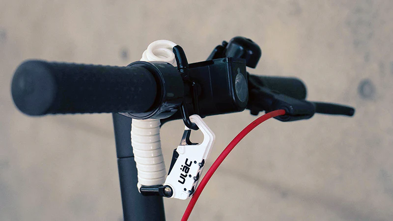 Смотреть видеообзор Велосипедный замок Ulac Valkyrie Carabiner Cable Lock Black