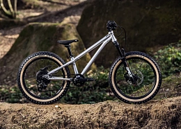 Детский велосипед Early Rider Hellion Brushed Aluminium 20"
